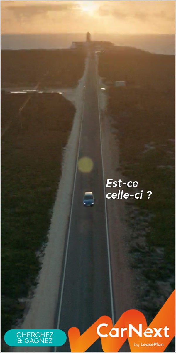 Est-ce celle-ci ? Auto op de weg naar de vuurtoren