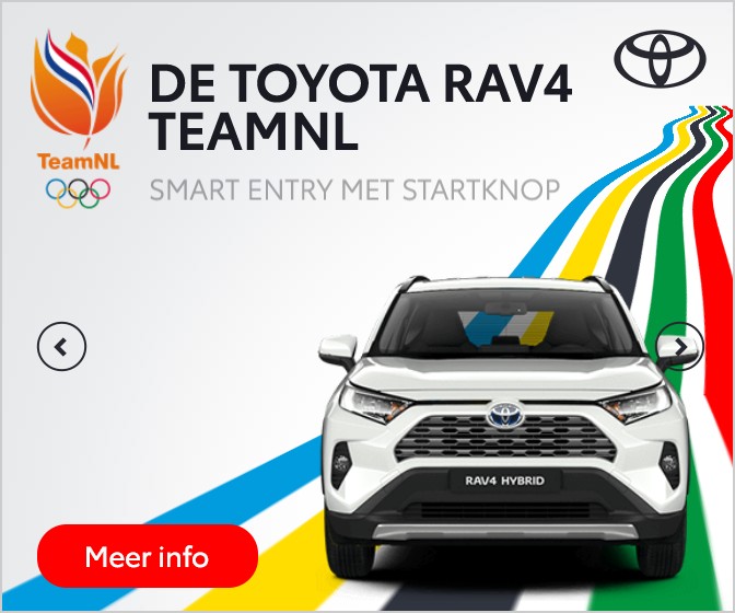 RAV4 vooraan, smart entry met startknop