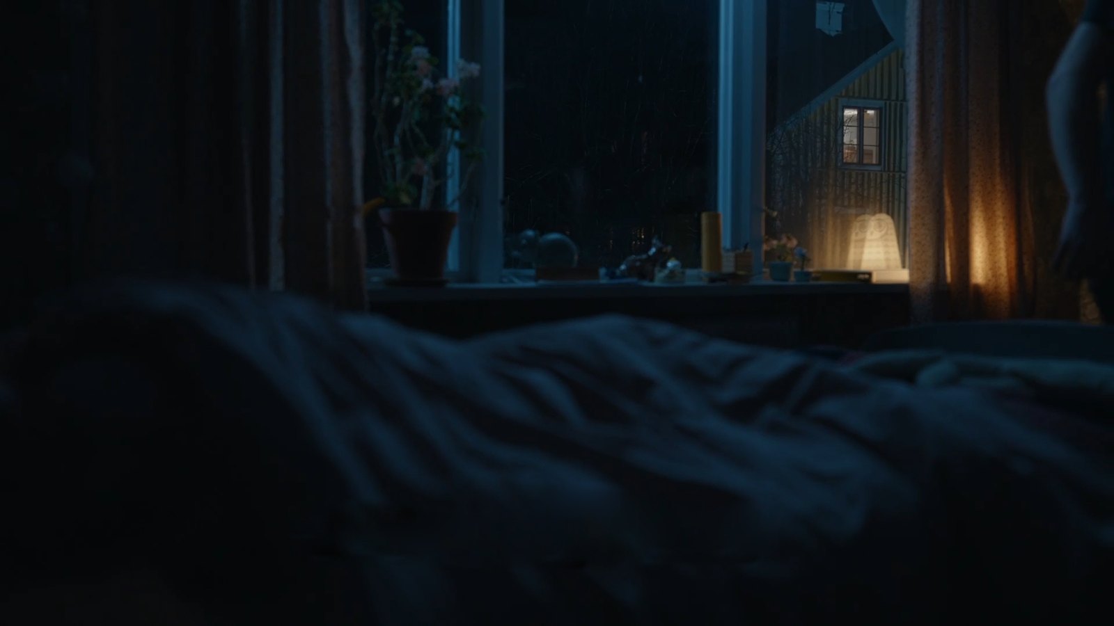 Een huis in de avond